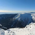 度假居 Bryziowka *