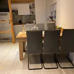 Bryziowka 度假居 *